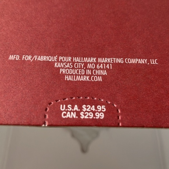 Hallmark: 2015- Keepsake Ornament- Emerald Joy Ceramic Christmas Ornament - Picture 8 of 16